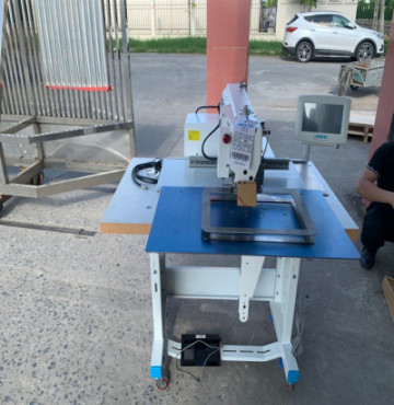 Cho thuê máy lập trình khổ 20x30 cm mới 90%